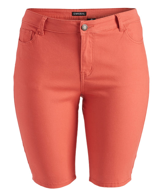 Plus Size woman Premium Cotton Twill Bermudas – Belt Loops & Pocket Style