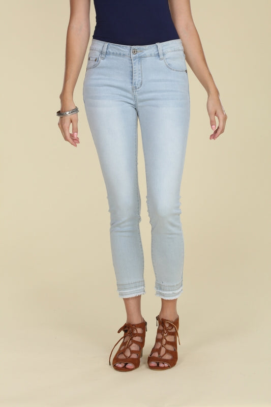Women's DOUBLE FRAYED HEM DETAIL SKINNY JEANS