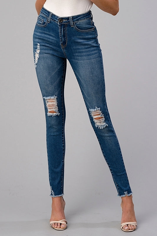 Casual juniors outfit featuring distressed skinny jeans with 5 pockets