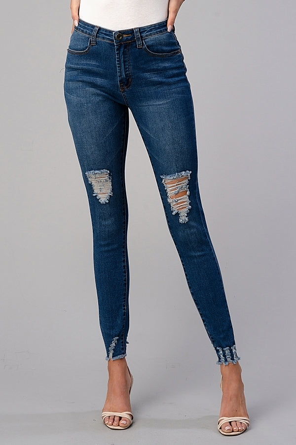 American Blue juniors skinny jeans styled with casual top and sneakers