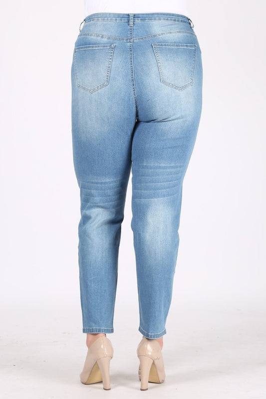 Comfortable Plus Size Mid-Rise Jeans with 5 Pockets