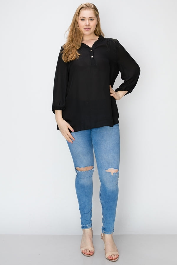 Comfortable plus size Henley tunic top made of wool dobby fabric
